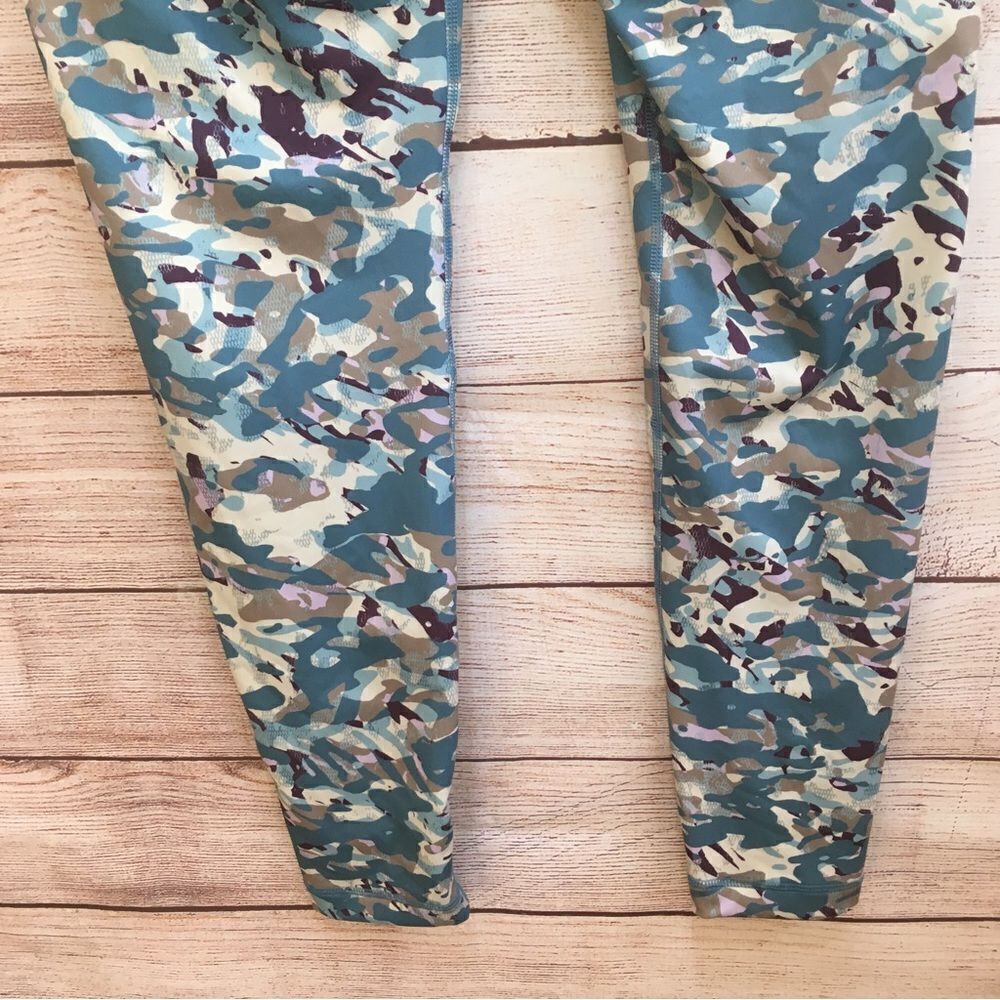 NEW WITH TAGS ZELOS HIGH RISE LEGGINGS IN TURQUOISE CAMO‎ - Picture 7 of 8
